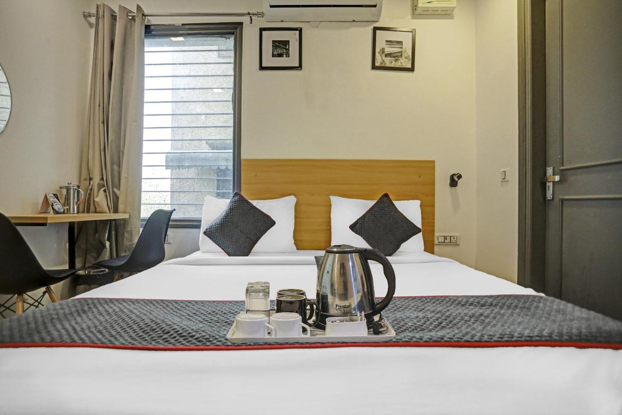 Super Townhouse Mannat Rohini 16 Hotel Delhi  Exterior photo